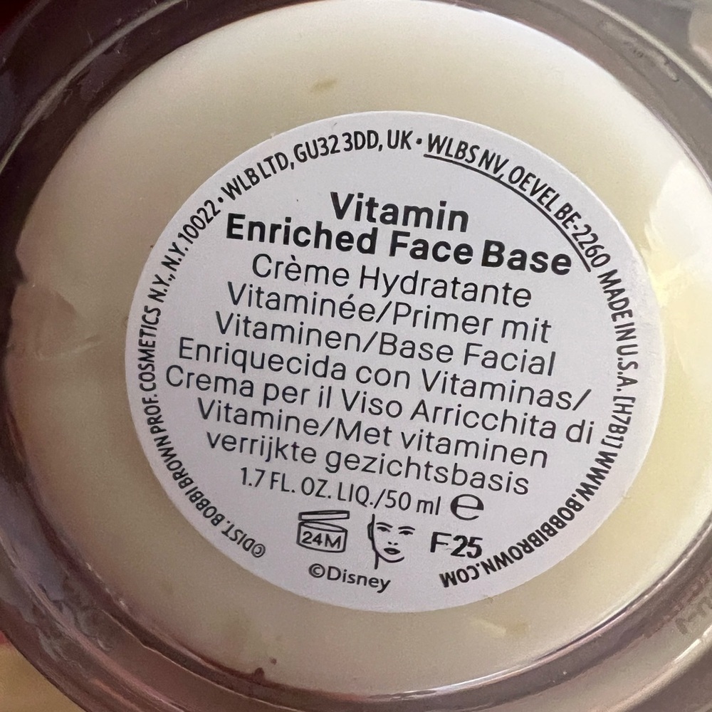 Disney Alice in wonderland vitamin enriched face base BOBBI BROWN New - Picture 5 of 6